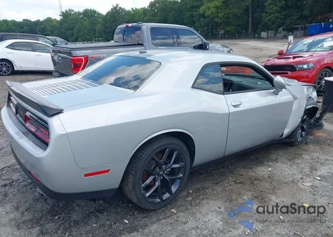 2021 Dodge Challenger Sxt из США, поврежденный, VIN 2C3CDZAG4MH641644